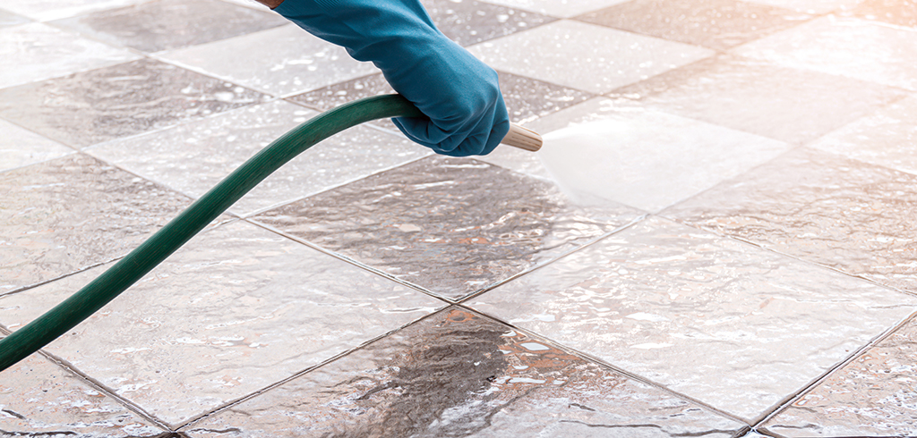 come pulire i pavimenti